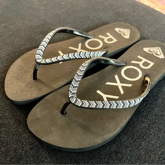 Roxy Black Beaded Flip-Flops - Picture 2 of 3